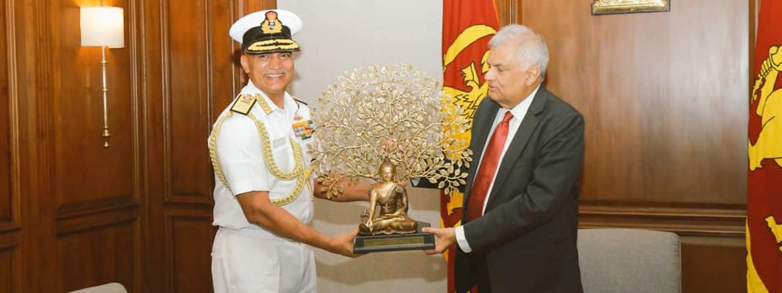 Indian CNS meets President, Military Chiefs